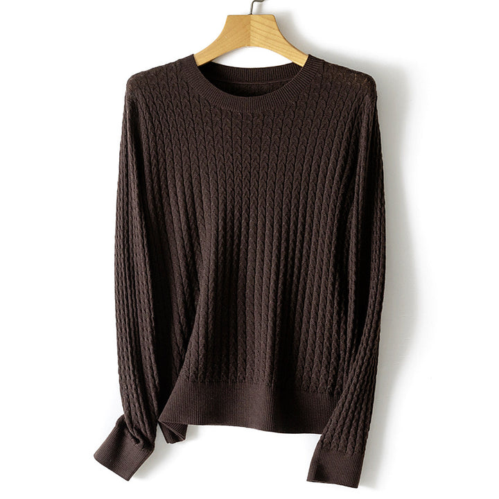 Women's fine knit sweater with cable knit pattern and round neckline Mune Fashion