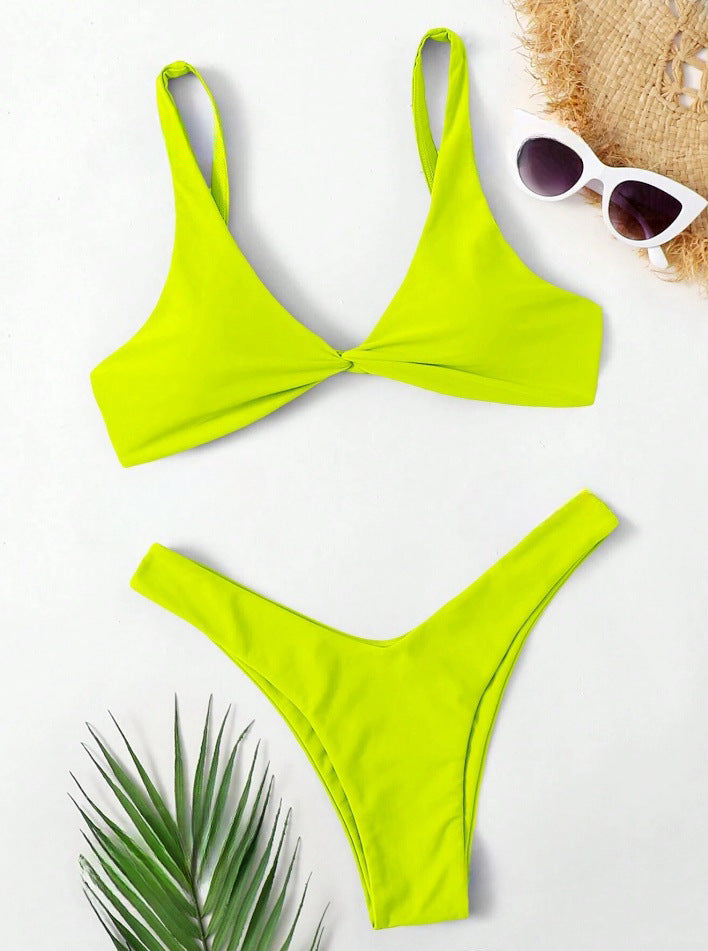 Women's bikini set with stylish knot details Mune Fashion