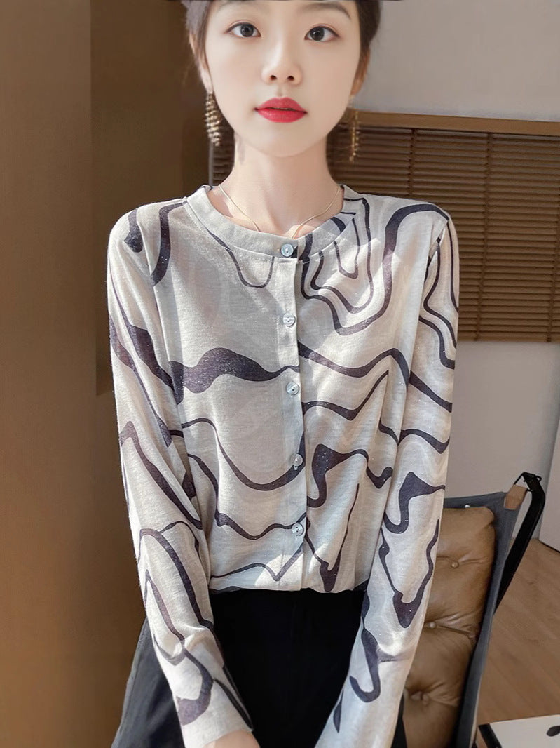 Ladies Lightweight Watercolor Print Fine Knit Cardigan with Round Neck and Button Placket Mune Fashion