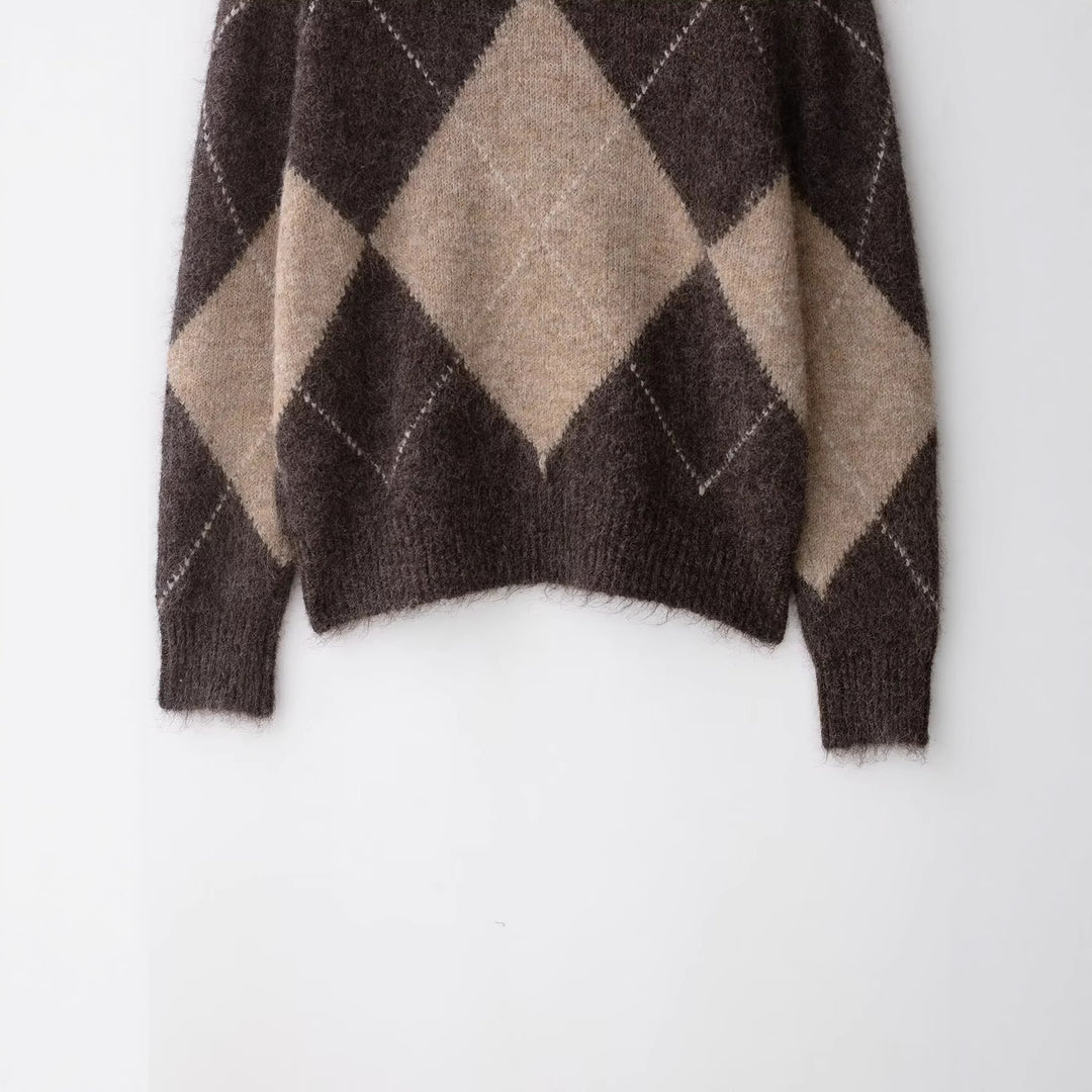 Women's Oversized Knit Sweater with Turtleneck and Diamond Pattern Mune Fashion