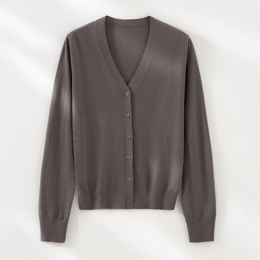 Women's fine-knit cardigan with V-neck, button placket, and ribbed cuffs Mune Fashion