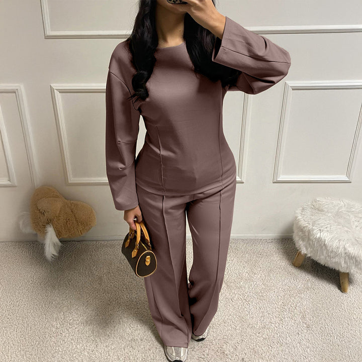 Women's soft lounge set with fitted sweatshirt, sculpting seam details, and wide palazzo pants leg Mune Fashion