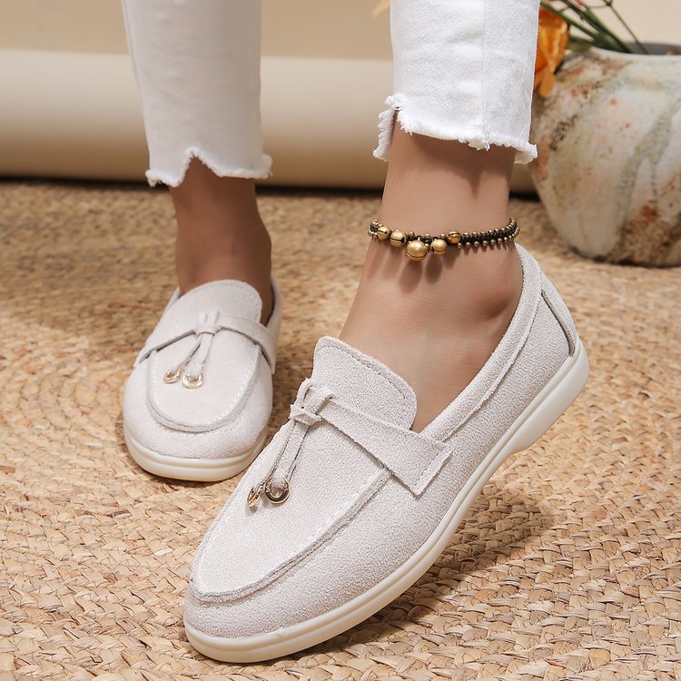 Damen Slipper-Loafer aus Velourslederoptik mit dekorativem Knotenriemen und leicht profilierter Gummisohle Mune Fashion
