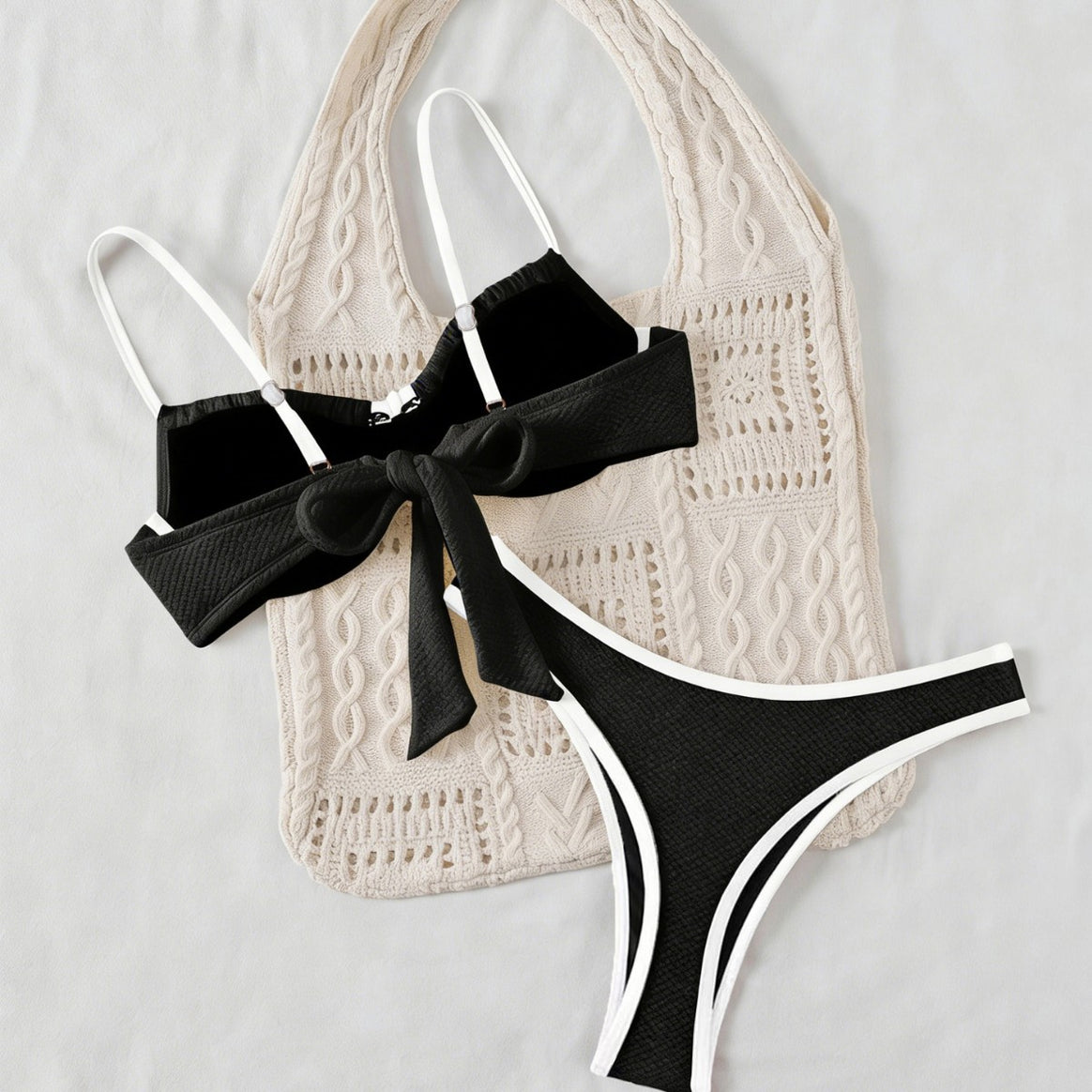 Women’s bikini set with fine wave pattern and adjustable straps Mune Fashion