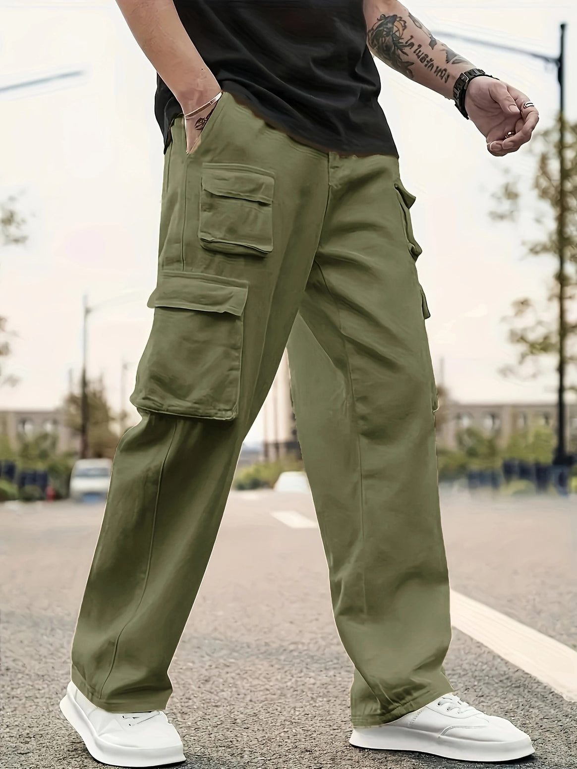 Men's Relaxed-Fit Utility Cargo Pants with Large Flap Pockets and Elastic Cuff Mune Fashion