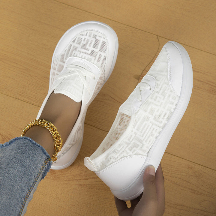 Women's lightweight breathable slip-on sneakers with mesh insert Mune Fashion
