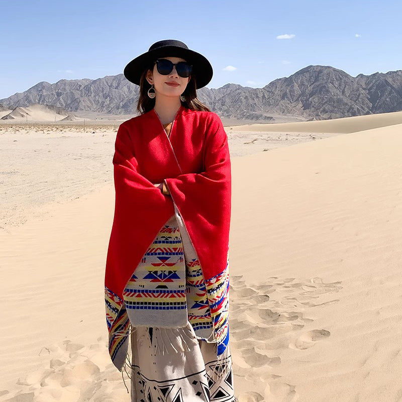 Women's Oversize Reversible Poncho made of Wool Blend with Ethno Jacquard and Fringe Hem Mune Fashion
