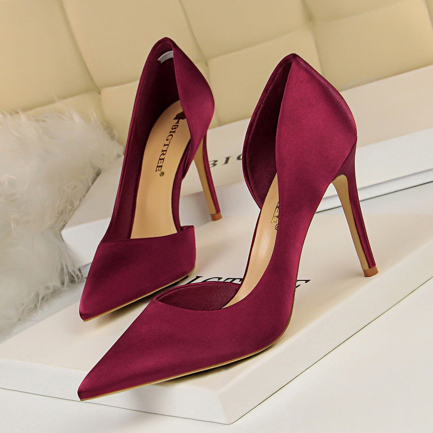 Ladies Elegant Stiletto Pumps with Open Heel and Pointed Design Mune