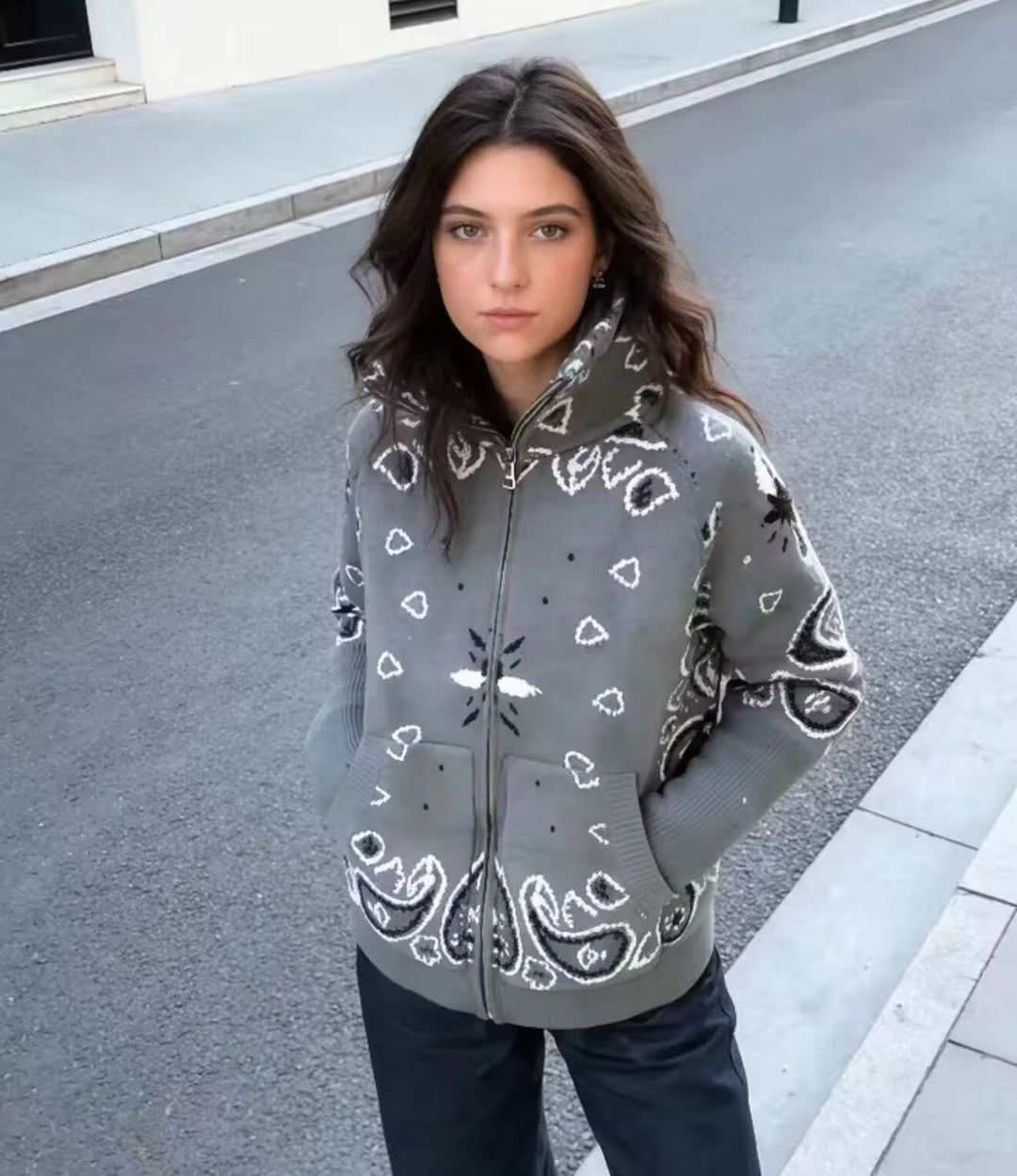 Women turtleneck sweater with allover bandana jacquard Mune Fashion