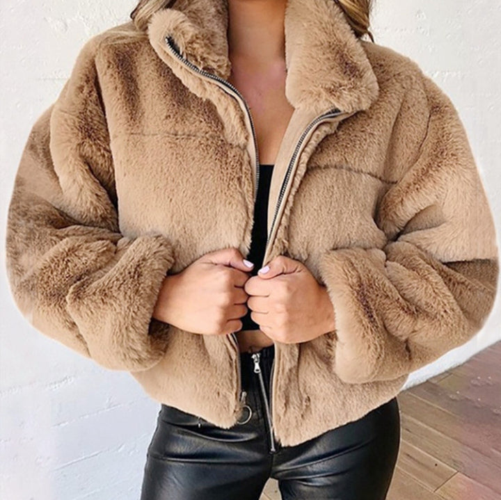 Women nan short cozy faux fur jacket with stand-up collar and zipper Mune Fashion