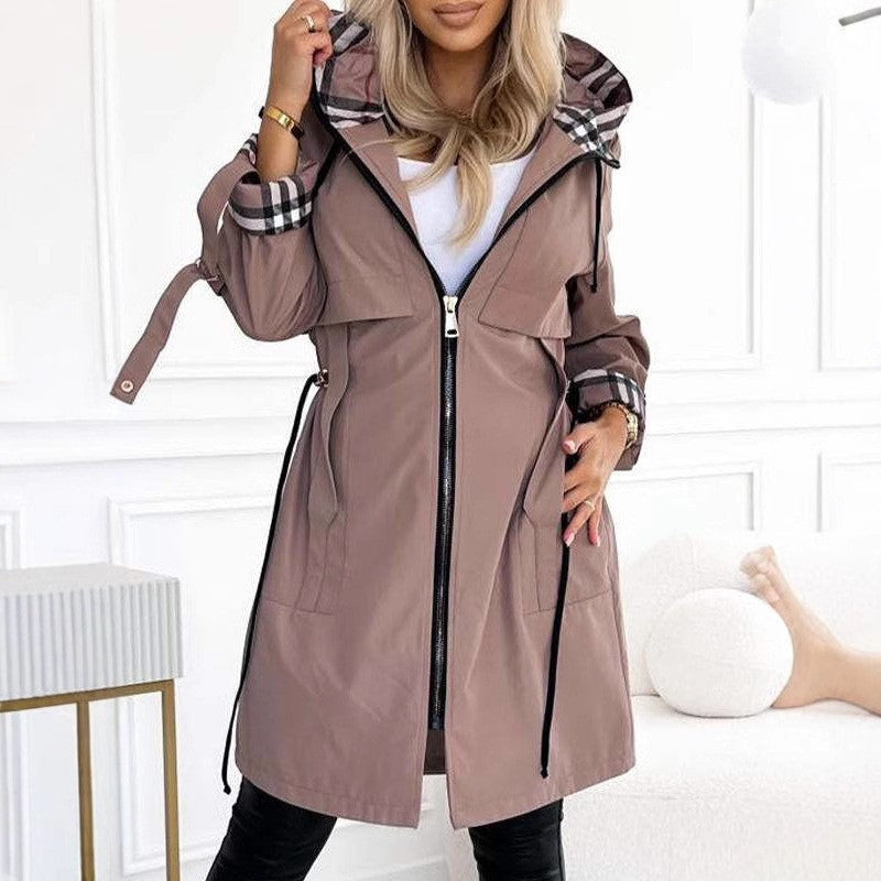 Women's tailored rain parka with hood checkered lined inner collar and drawstring Mune Fashion