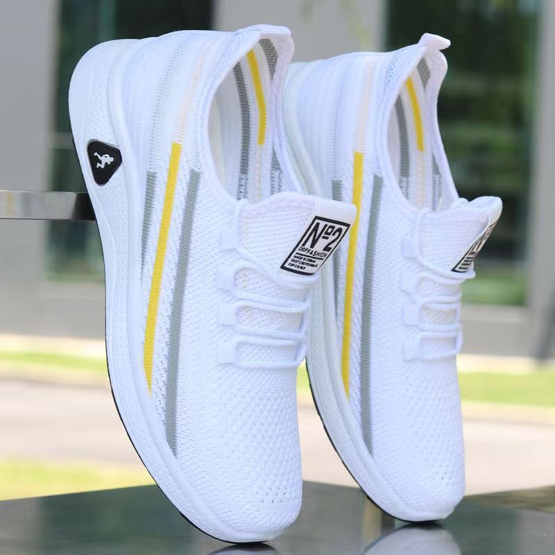Women’s sporty sneakers with breathable structure and flexible cushioning Mune Fashion