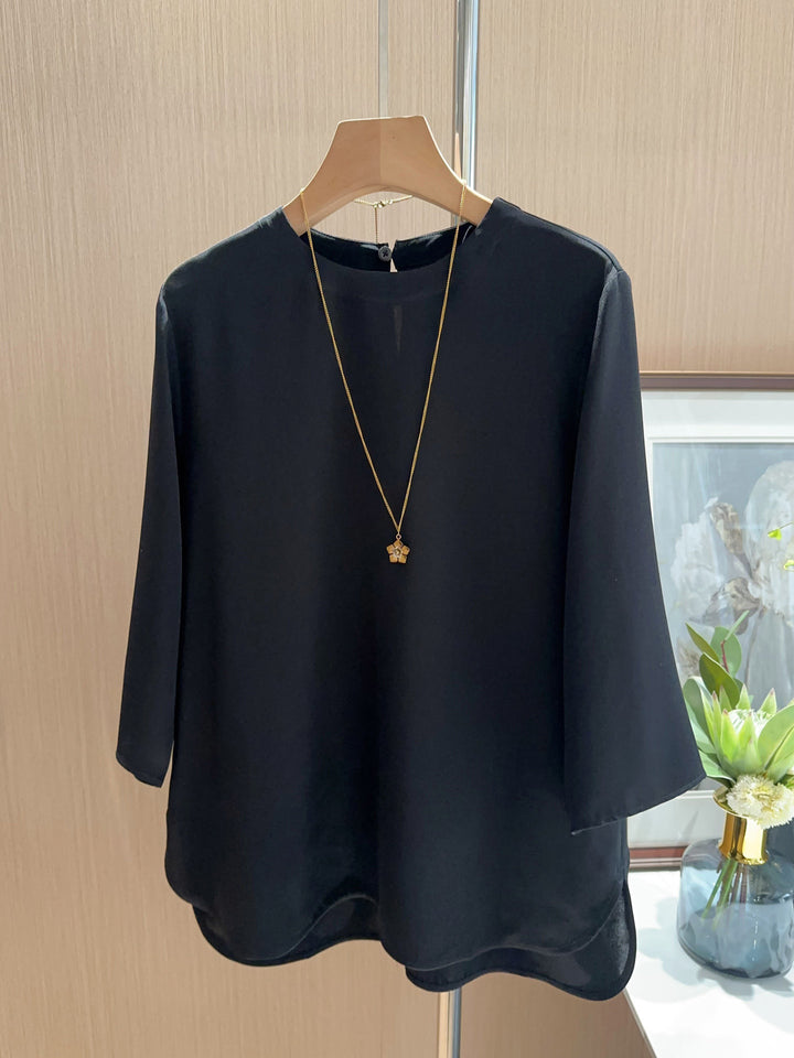 Women's elegant and airy blouse with three-quarter sleeves Drune
