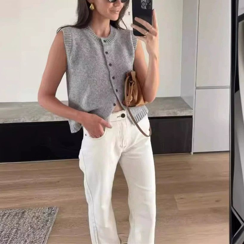 Women knitted sleeveless button vest with ribbed collar Mune Fashion