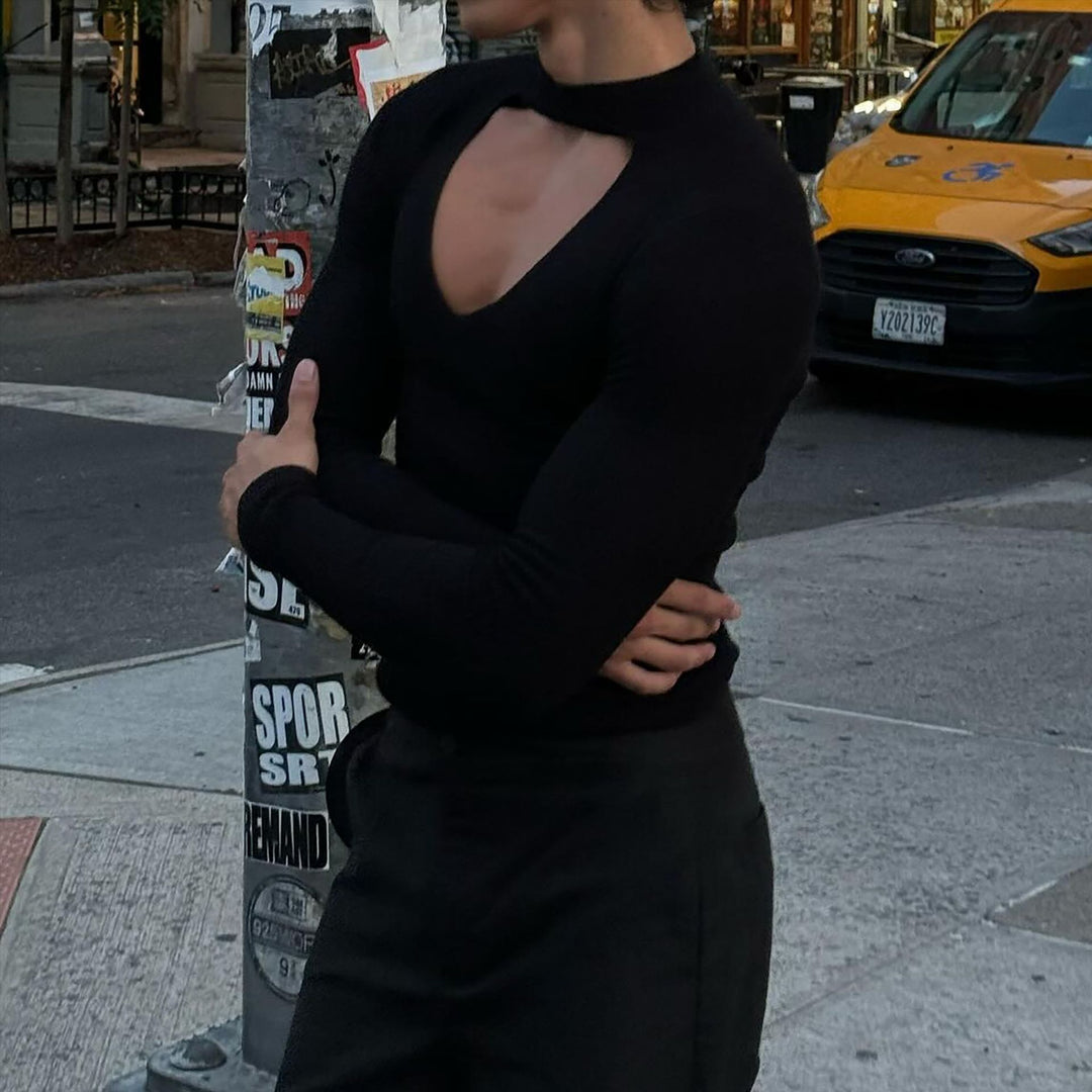 Women’s figure-hugging long sleeve top with cut-out and stand collar Mune Fashion