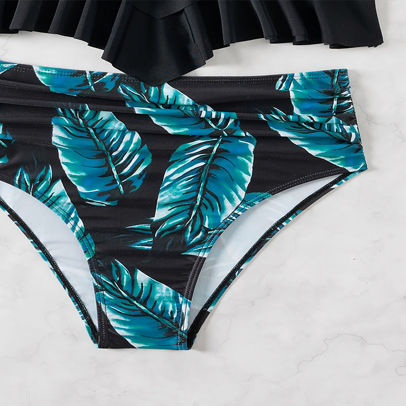 Women’s swim top with ruffle design and high-cut bikini bottoms Mune Fashion