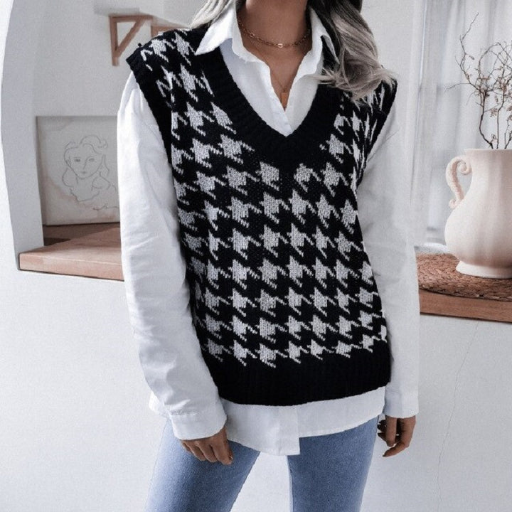 Women Oversized Knit Vest with Houndstooth Pattern and V-Neck Mune Fashion