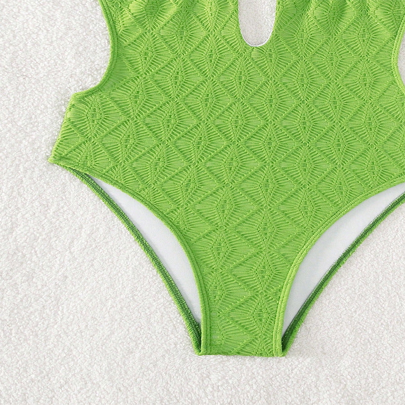 Women's swimsuit with deep V-neckline and sophisticated pattern Mune Fashion
