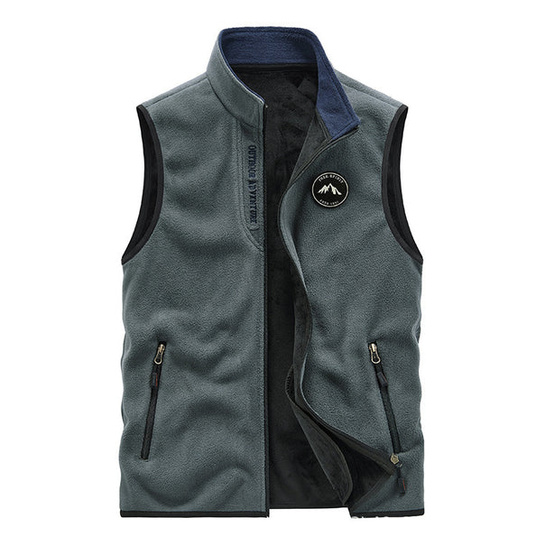 Men's fleece vest in outdoor utility style with stand-up collar and zip pockets Mune Fashion