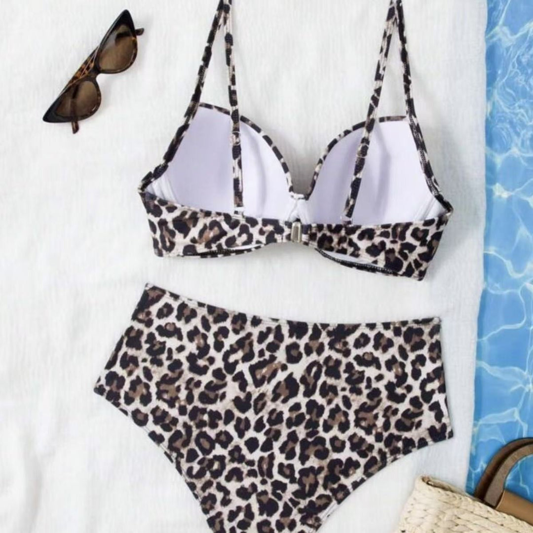 Ladies high-waisted bikini set with padded top and animal print Mune Fashion