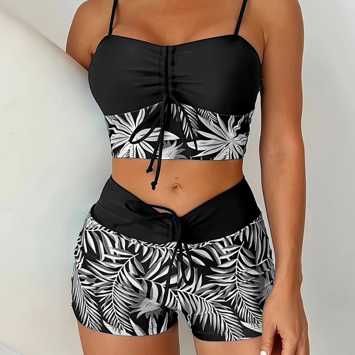 Women's Sporty Bikini Top with Shorts Mune Fashion