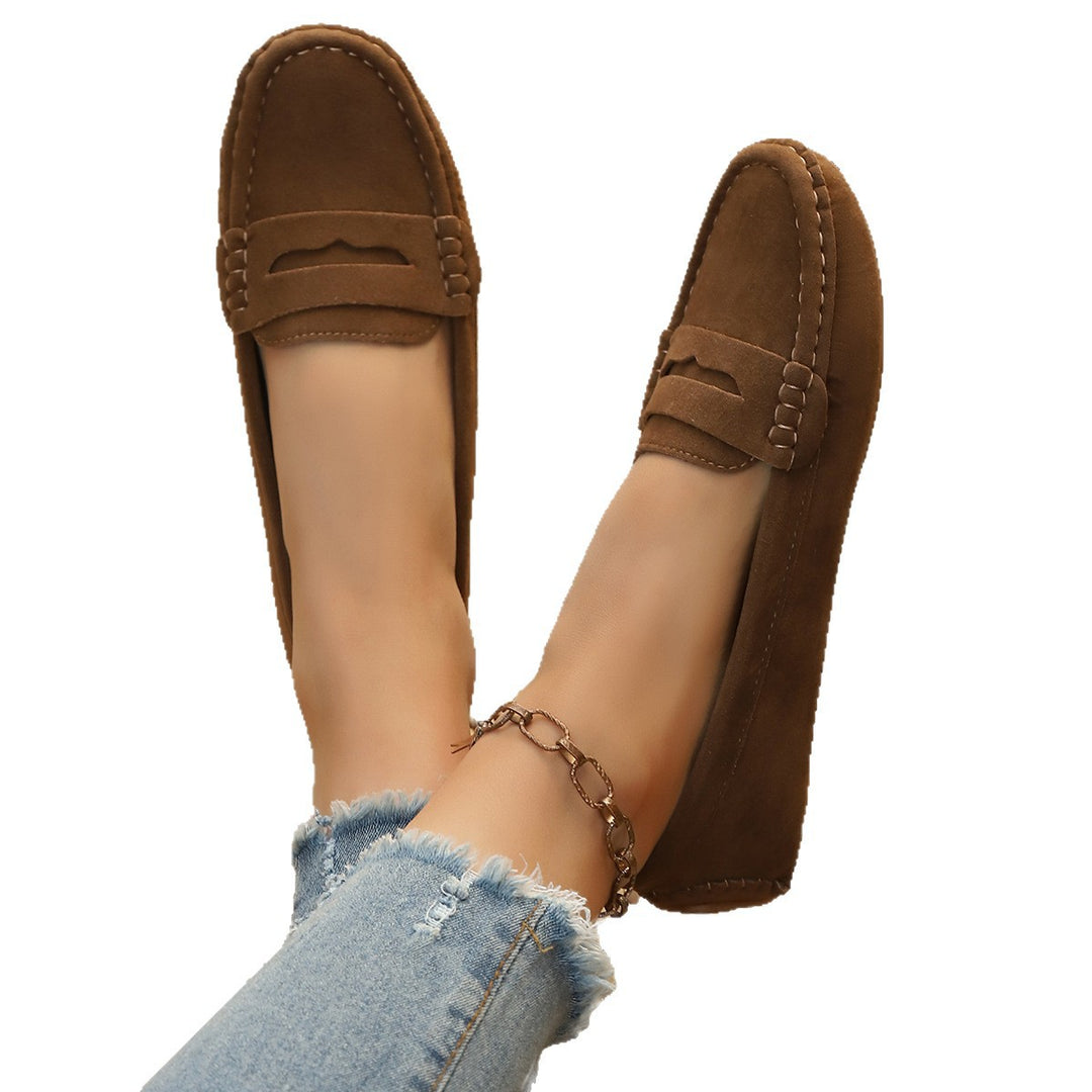 Women's classic penny loafers made of soft synthetic leather with quilted welt stitching and padded comfort insole Mune Fashion