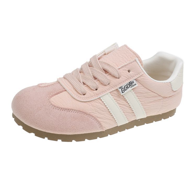 Women's sporty sneakers made of high-quality suede with a sturdy sole Mune Fashion