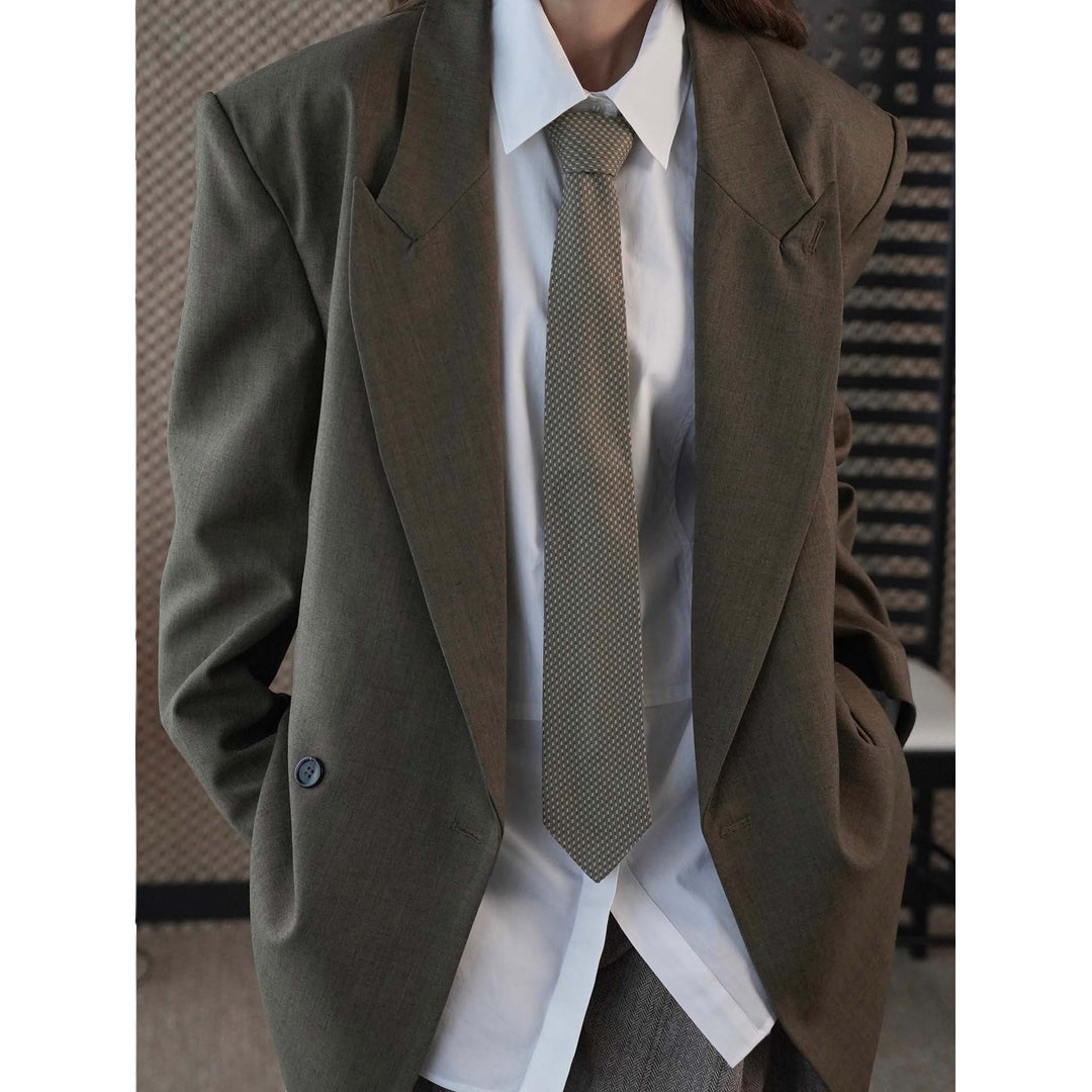 Women Structured Oversized Blazer with Wide Lapel and Soft-Shoulder Mune Fashion