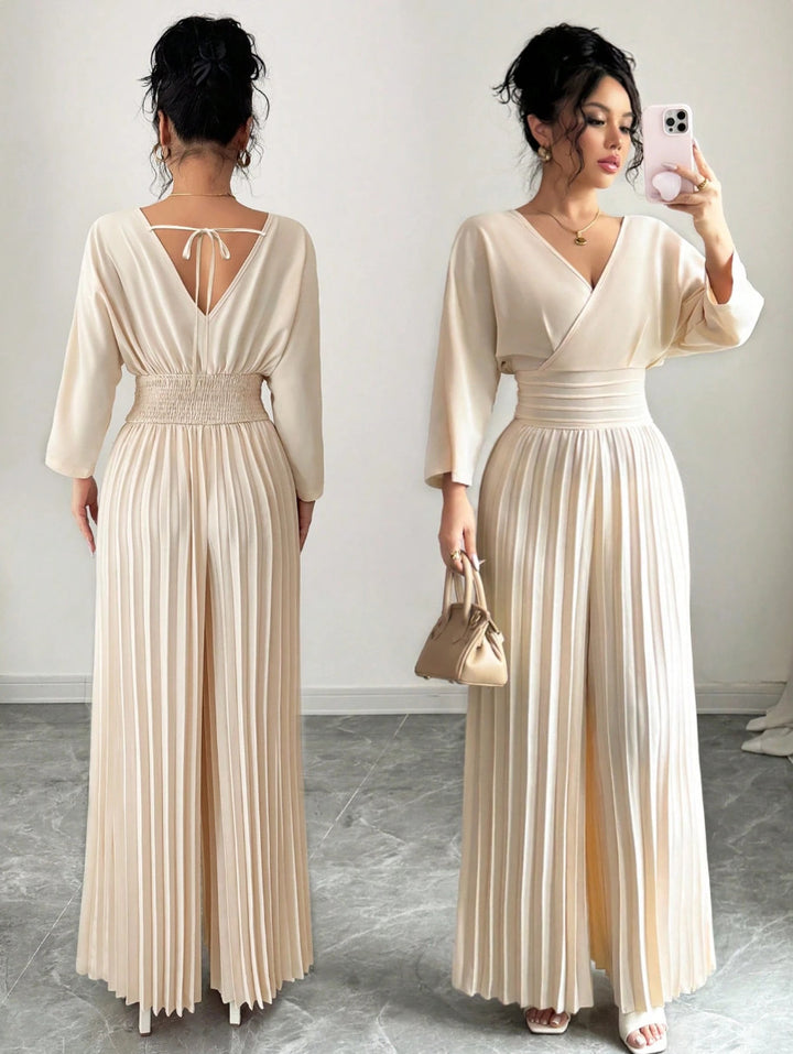 Women Elegant Pleated Jumpsuit with V-Neck Mune Fashion