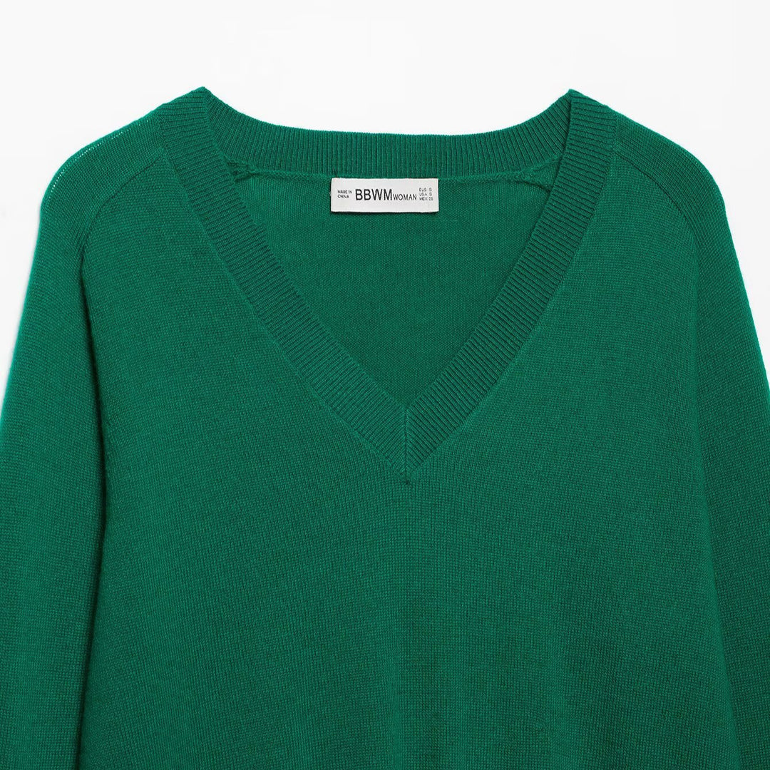 Women Light V-Neck Fine Knit Sweater with Ribbed Hem Mune Fashion