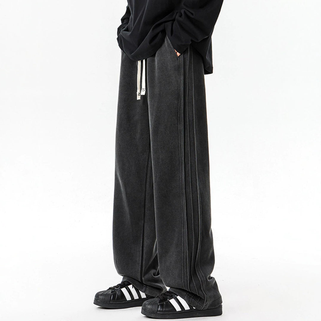 Men's wide velvet lounge pants with drawstring and emphasized side seams Mune Fashion