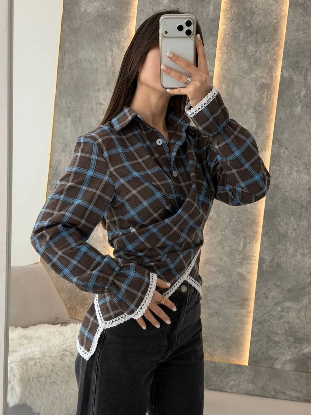 Women's checked shirt with lace trim and asymmetrical wrap hem Mune Fashion