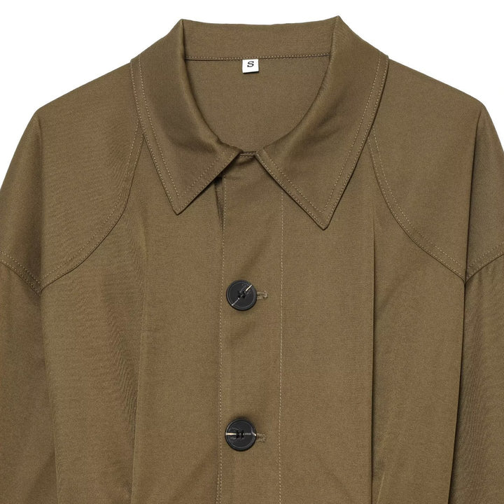 Women's short jacket in utility style with a loose fit and large flap pockets Mune Fashion
