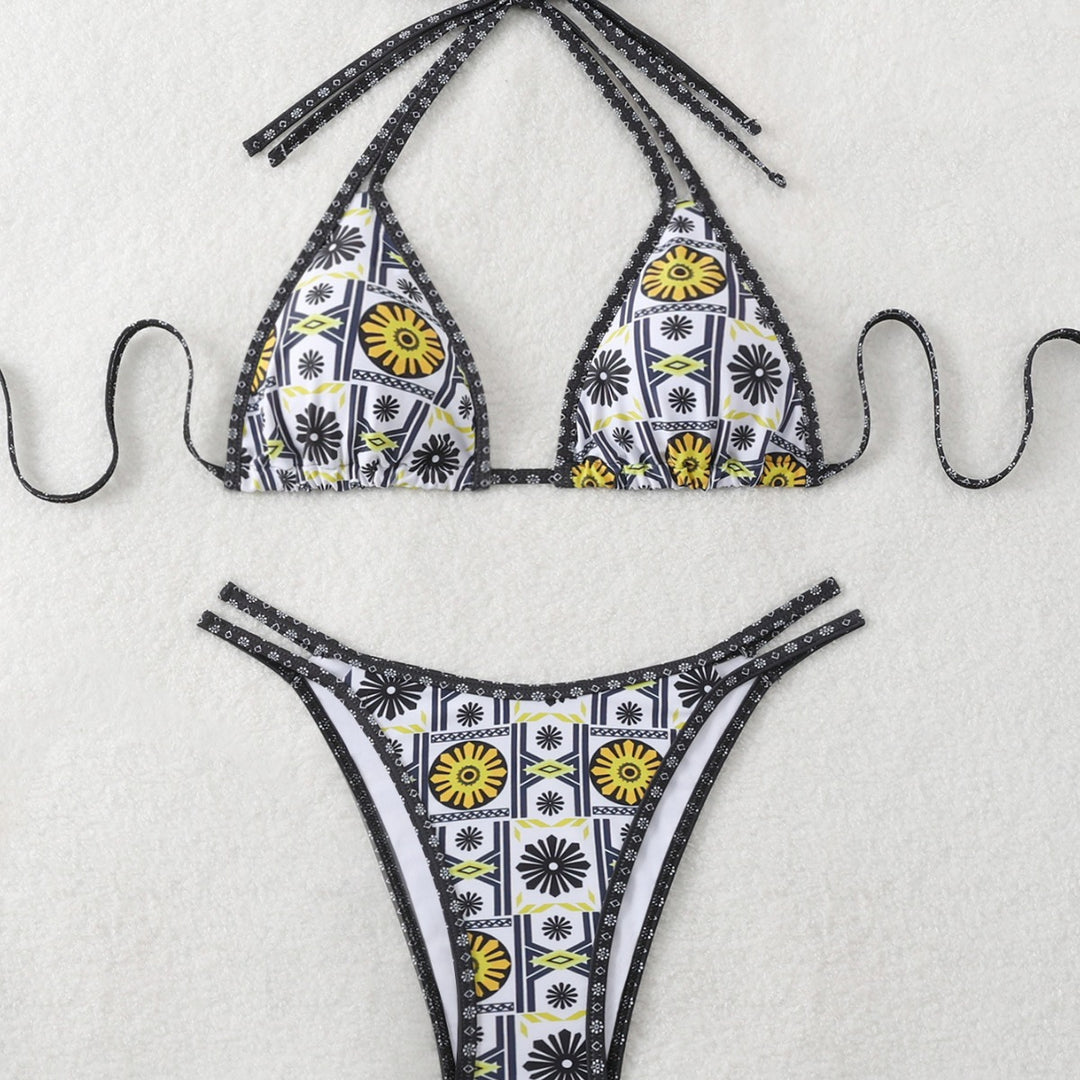 Women's Triangle Bikini with Modern Geometric Pattern Mune Fashion