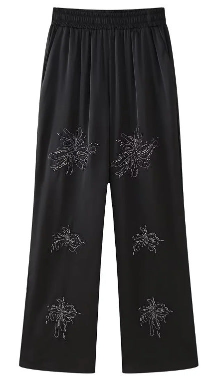 Women's embroidered silk-look blouse with sparkling crystal embellishments and shirt collar Mune Fashion