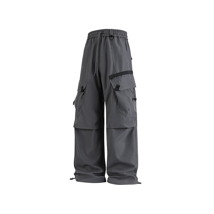 Men's Wide Utility Cargo Pants with Drawstring Waist, Multiple Pockets, and Adjustable Leg Openings Drune