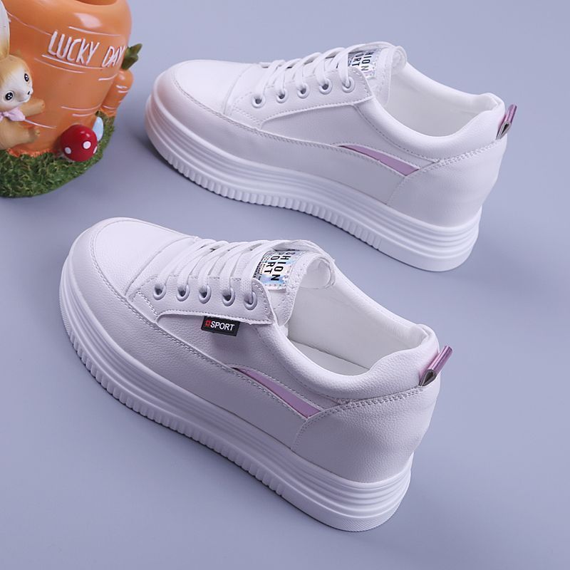 Women's Platform Sneakers with Comfortable Cushioning and Sporty Design Mune Fashion