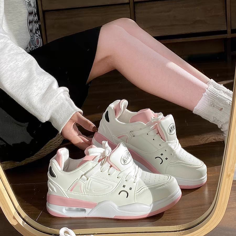 Women's Athletic Sneakers with Breathable Upper Material and Cushioning System Mune Fashion