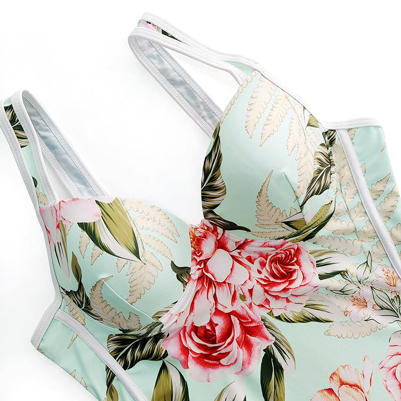 Women's one-piece swimsuit with floral design and comfortable fit Mune Fashion
