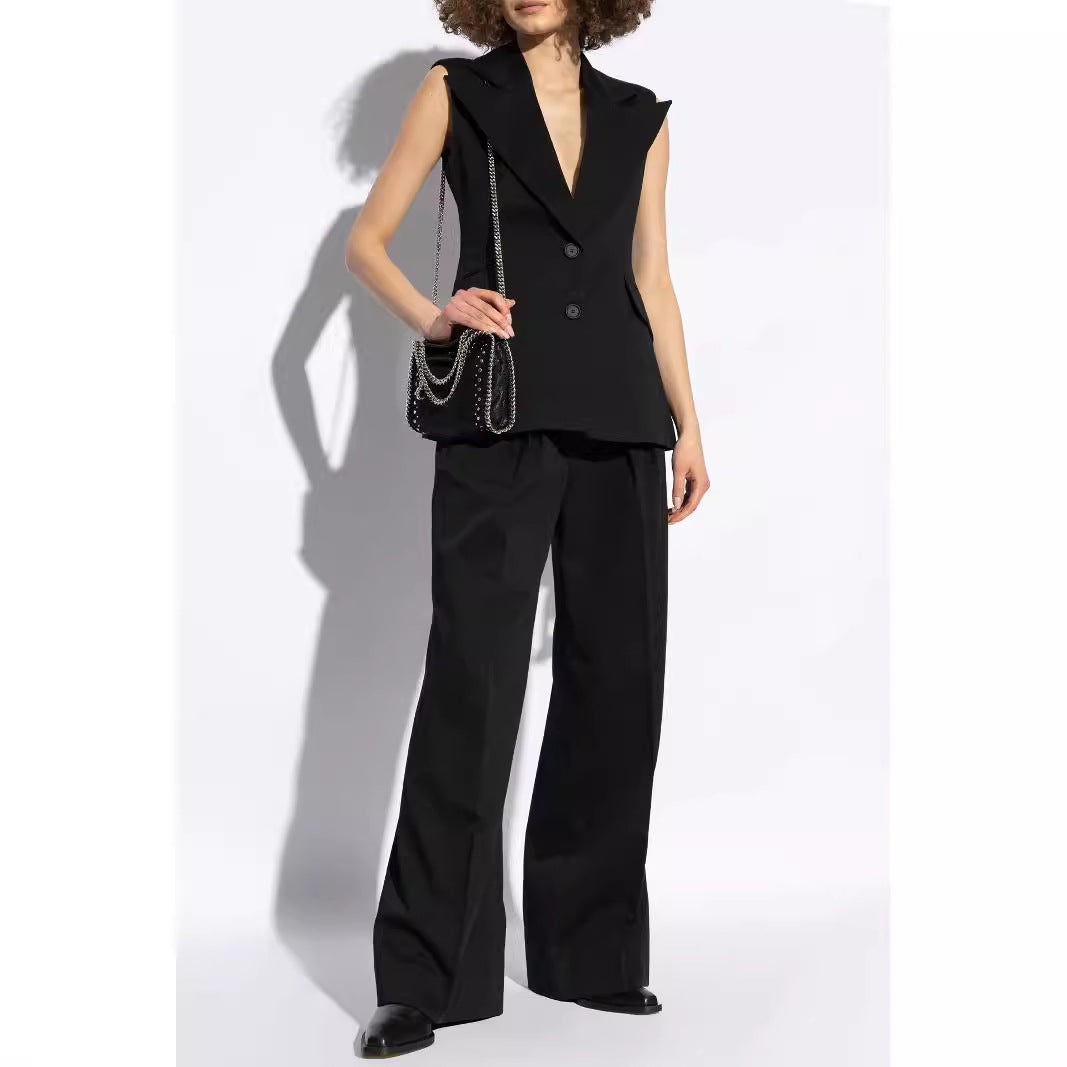 Women's Sleeveless Blazer with Distinctive Shawl Collar and Tailored Silhouette Mune Fashion