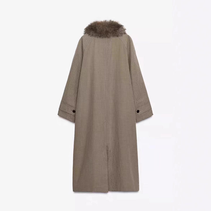 Women's longer Oversize wool coat with removable faux fur collar and side inset pockets Mune Fashion