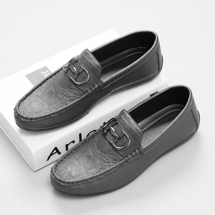 Men's Elegant Moccasins with Metal Accent Mune Fashion