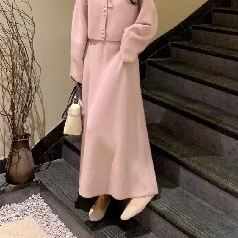 Ladies Elegant Maxi Skirt with Flowing Cut Mune Fashion