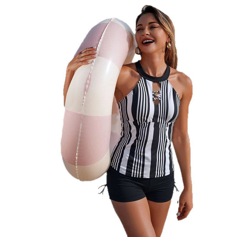 Women's Sporty Tankini Set with Fashionable Neckline Mune Fashion