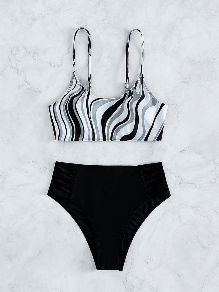 Women's high-cut bikini with stylish striped pattern Mune Fashion