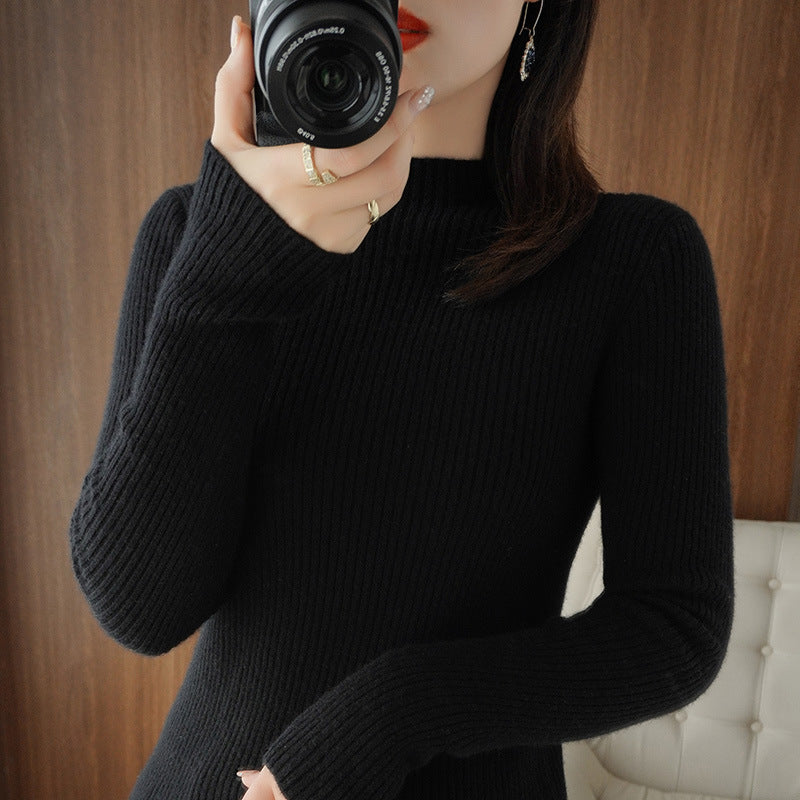 Women's luxury fine-knit pullover with narrow rib structure and short stand-up collar Mune Fashion