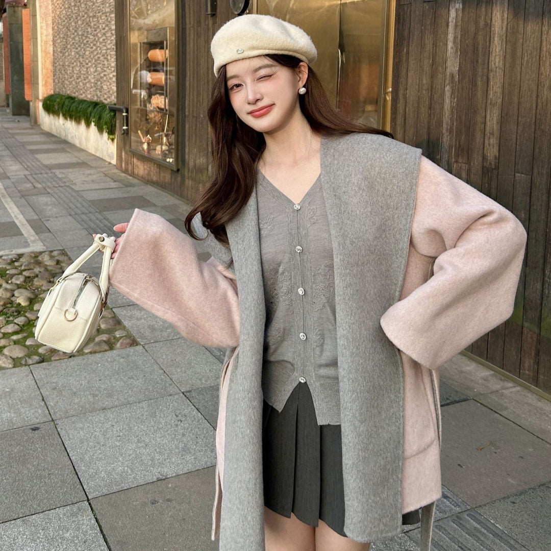 Women Short Wool Coat with Tie Belt and Oversized Shawl Collar Mune Fashion