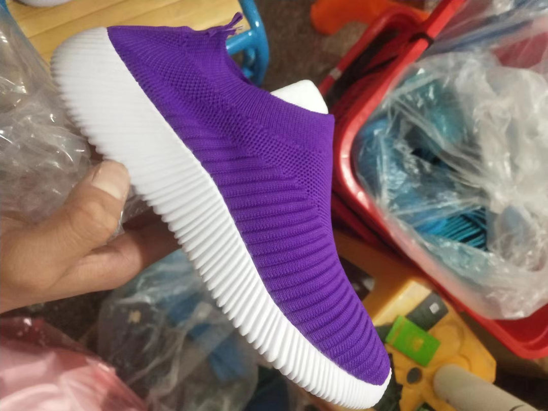 Women’s breathable knitted slip-on sneakers without laces with slip-resistant rubber sole Mune Fashion
