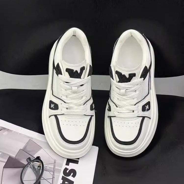 Women's sporty sneakers with double sole and contrast stitching Mune Fashion