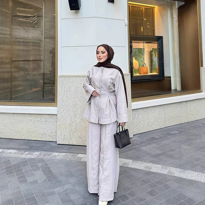 Ladies two-piece linen set with tailored pleat, wide leg and zip jacket Mune Fashion